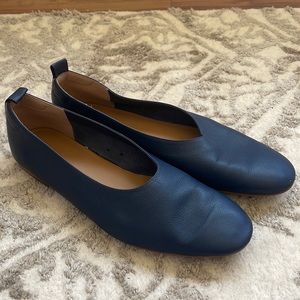 Everlane Italian Navy Leather Day Glove Ballet flats size 10 1/2